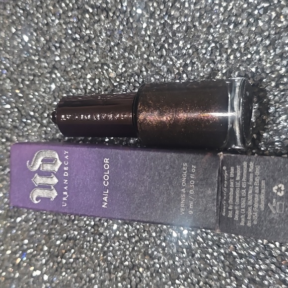 🌟🧚‍♀️BLACKHEART Urban Decay DISCONTINUED Nail Color NWT - Picture 5 of 5